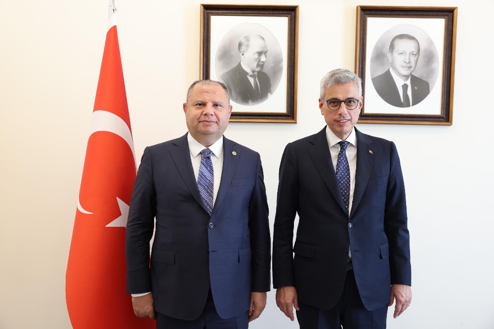 MHP’li Halil Öztürk’ten Sağlık Bakanı Memişoğlu’na Ziyaret