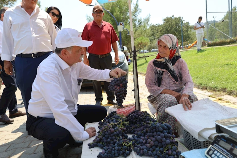 BAŞKAN BALABAN’DAN YUNTDAĞI YÖRESEL ÜRÜNLER PAZARI’NA ZİYARET