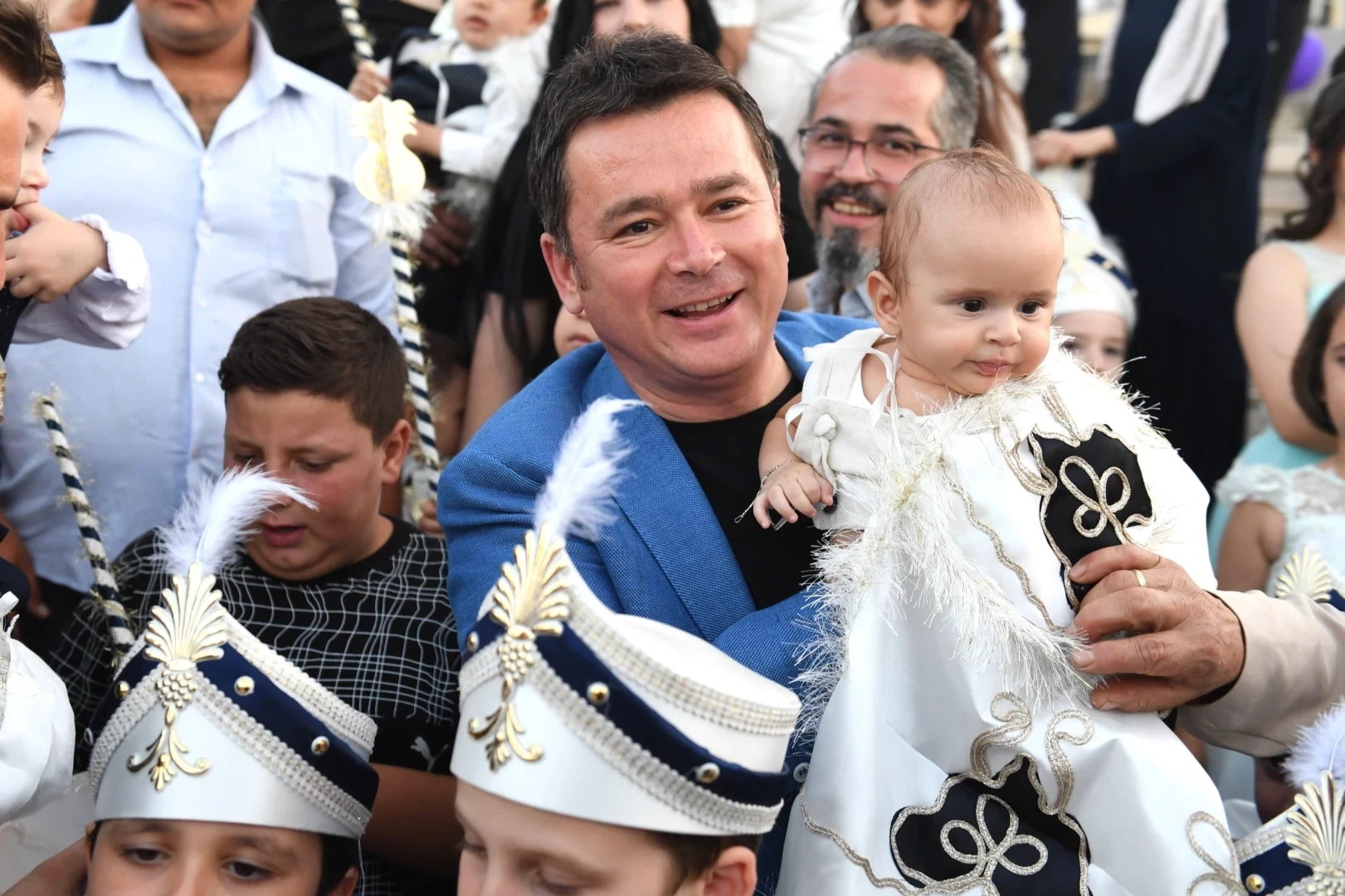 Osmangazi Belediyesi’nden 200 çocuğu mutlu eden sünnet şöleni