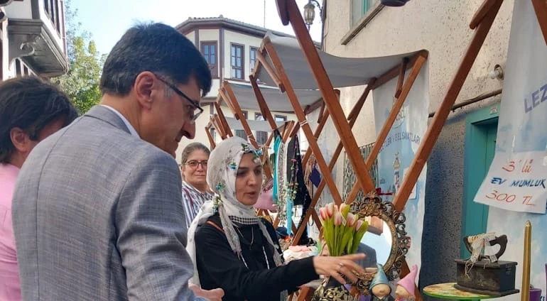 BELEDİYE BAŞKANIMIZ EYÜP KAHVECİ GERMİYAN SOKAK’TA ÜRETİCİLERİMİZLE BULUŞTU