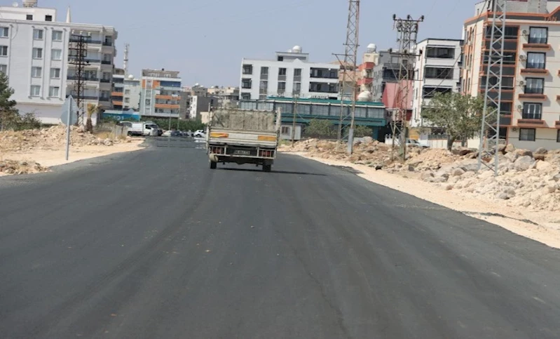 İLÇEDE YILLARDIR BEKLEYEN YATIRIM VE HİZMETLER HAYATA GEÇİRİLİYOR