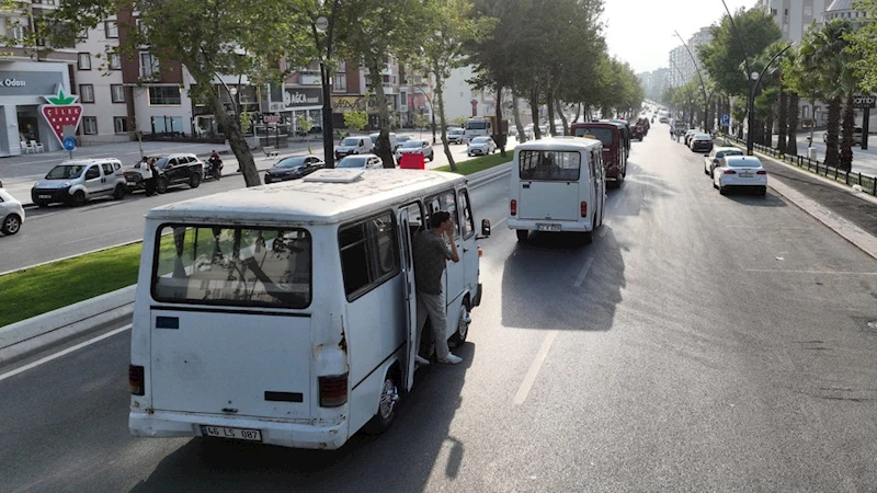 Geleneksel Fuar, Nostalji Konvoyuyla Kapılarını Açtı