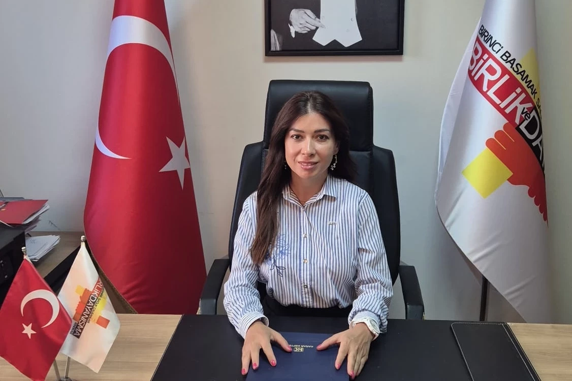 Aşıla uygulamasına zorunluluk tepkisi! Aile Hekimliği verilerinin telefona indirilmesi riskli!