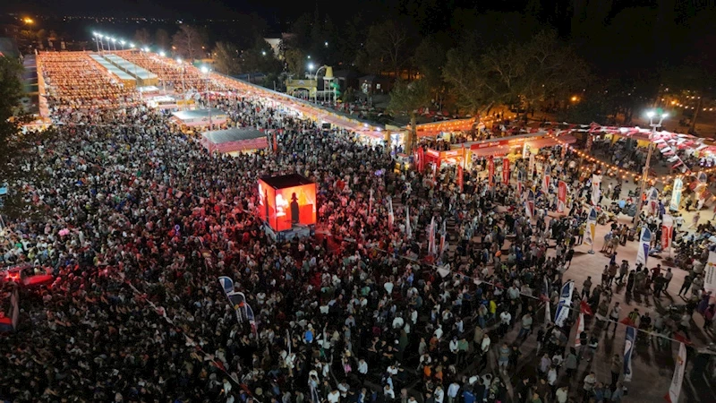 Geleneksel Ağustos Fuarı’na İlk Gün Ziyaretçi Akını Yaşandı